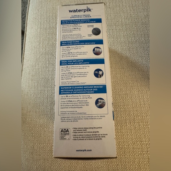 Waterpik water flosser cordless advanced 2.0 NWT - Picture 4 of 5